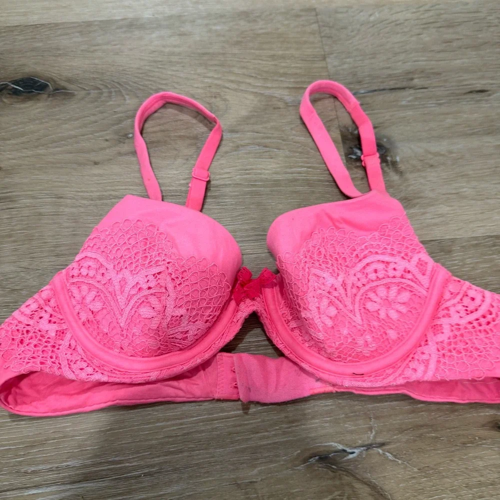 Victoria's Secret Body by Victoria Lined Demi Bra Neon Pink Lace Underwire 34B